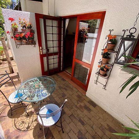 The Oasis Boutique Hotel & Residency Johannesburg Exterior photo